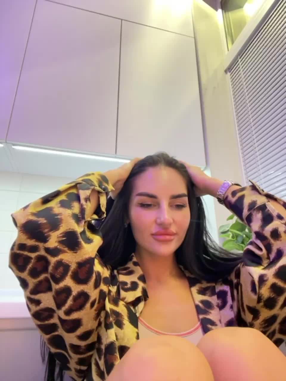 View or download file sweetkira25 on 2023-10-23 from bongacams