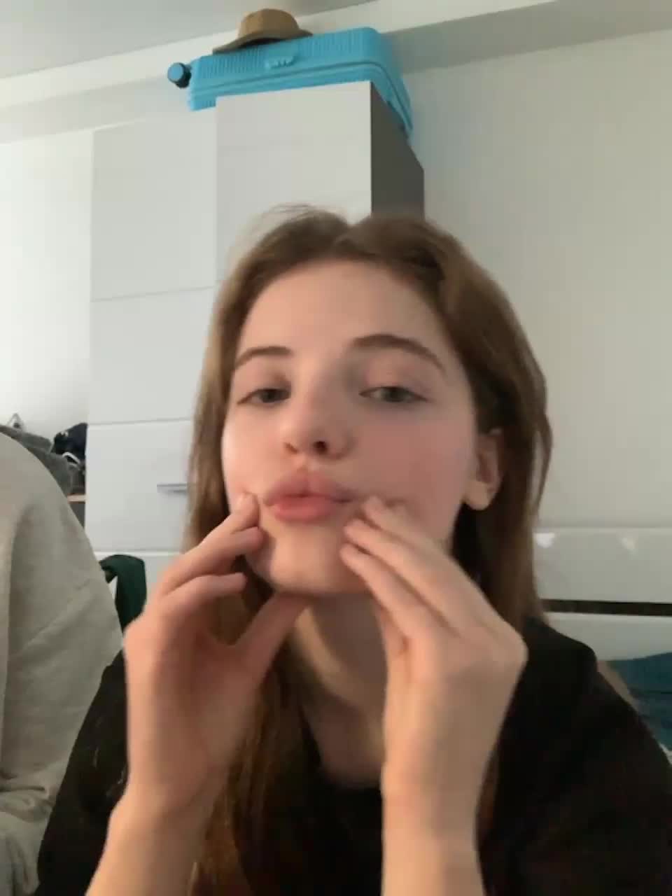 View or download file harricum on 2023-10-24 from bongacams