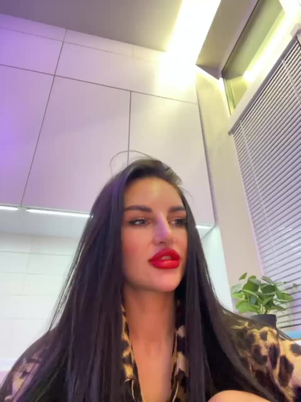 View or download file sweetkira25 on 2023-10-24 from bongacams