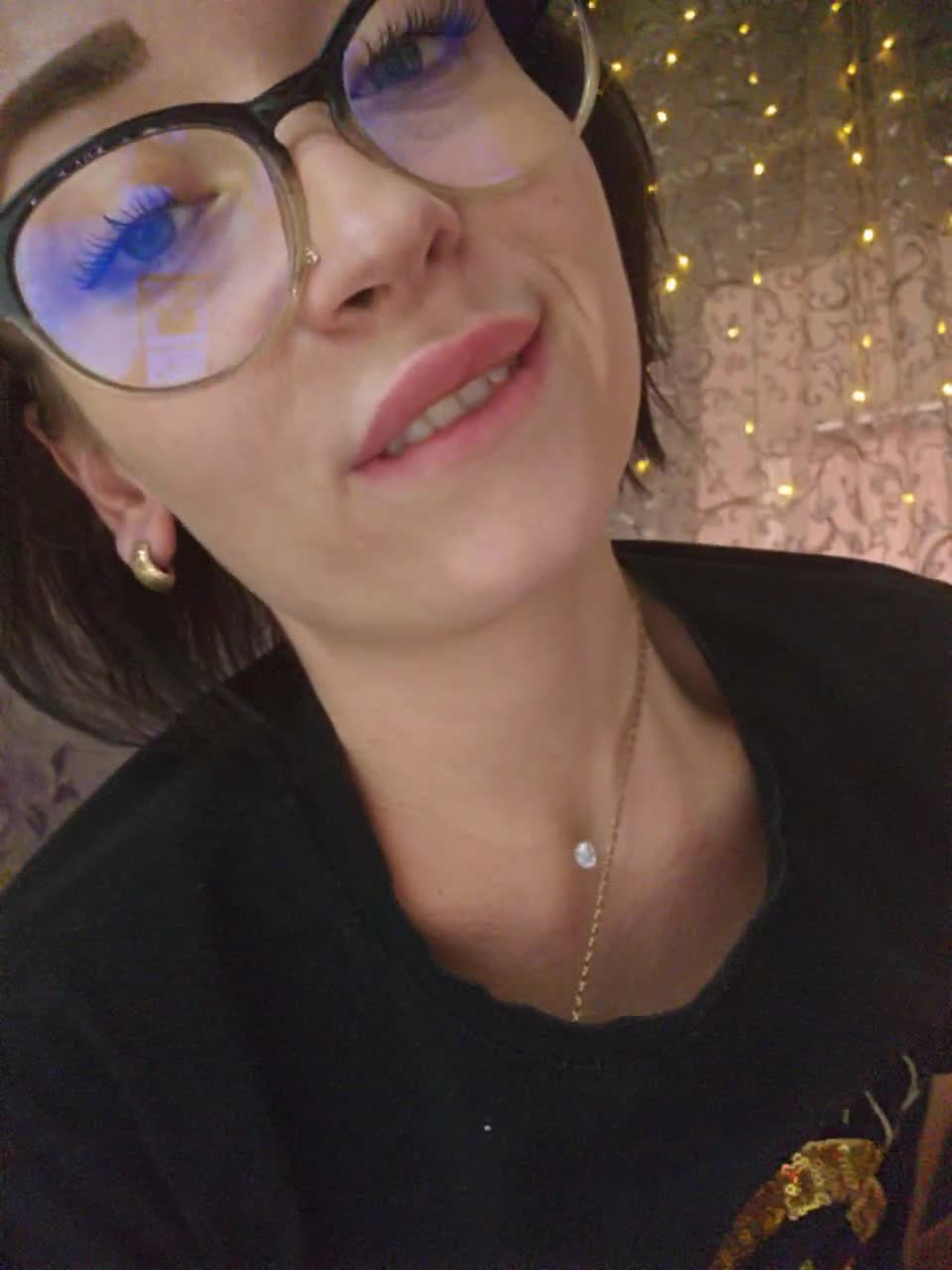 View or download file aureliyxxx on 2023-10-25 from bongacams