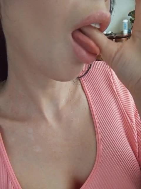 View or download file honeyiamhome on 2023-10-25 from bongacams