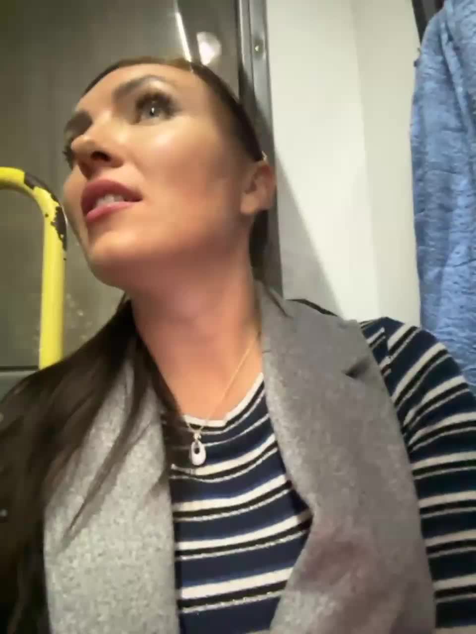 View or download file divora on 2023-10-26 from bongacams