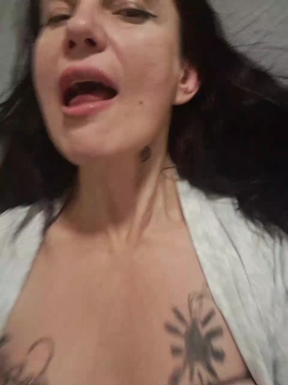 View or download file koks69a on 2023-10-27 from bongacams