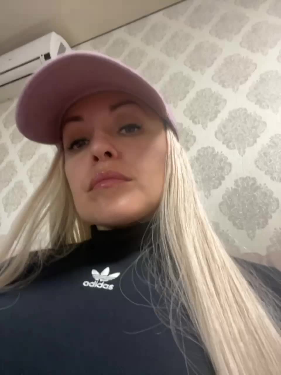 View or download file tinahot on 2023-10-27 from bongacams