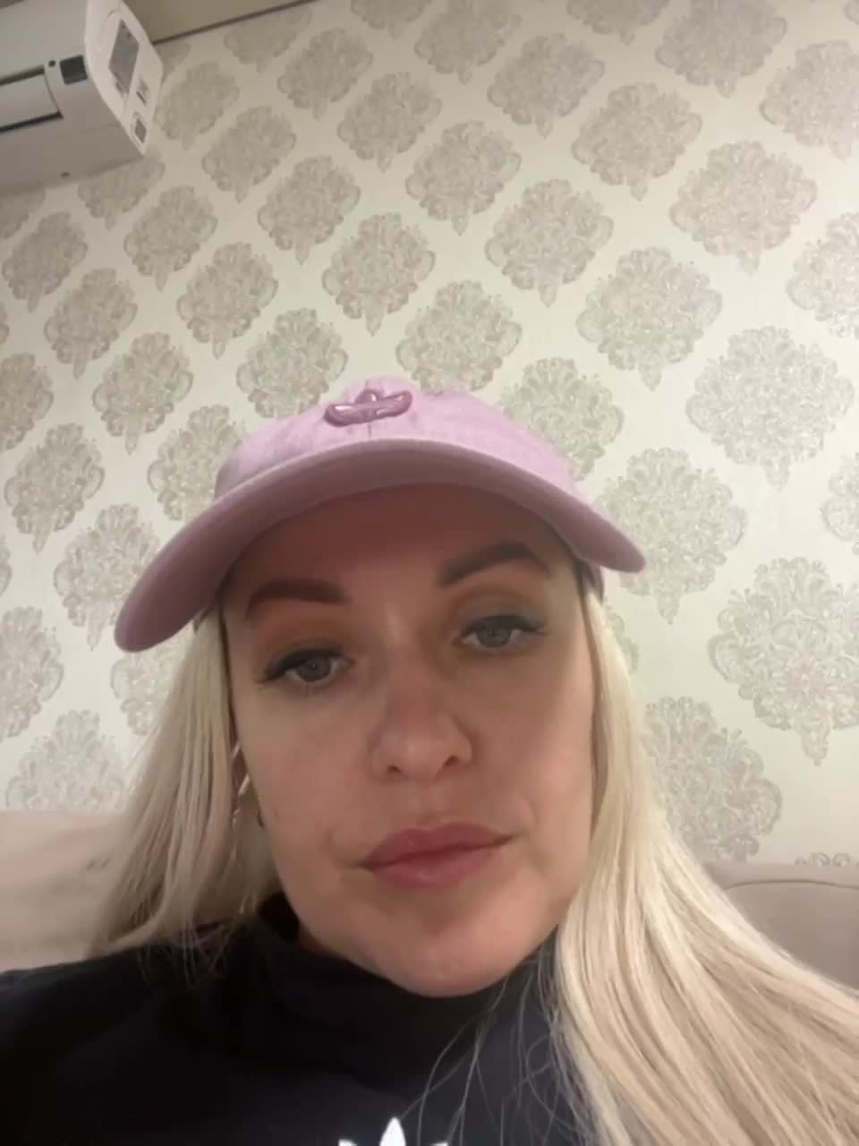 View or download file tinahot on 2023-10-27 from bongacams