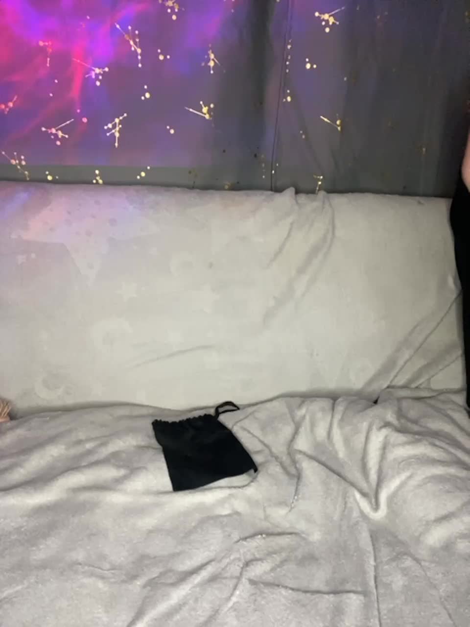 View or download file yourlovessz on 2023-10-27 from bongacams