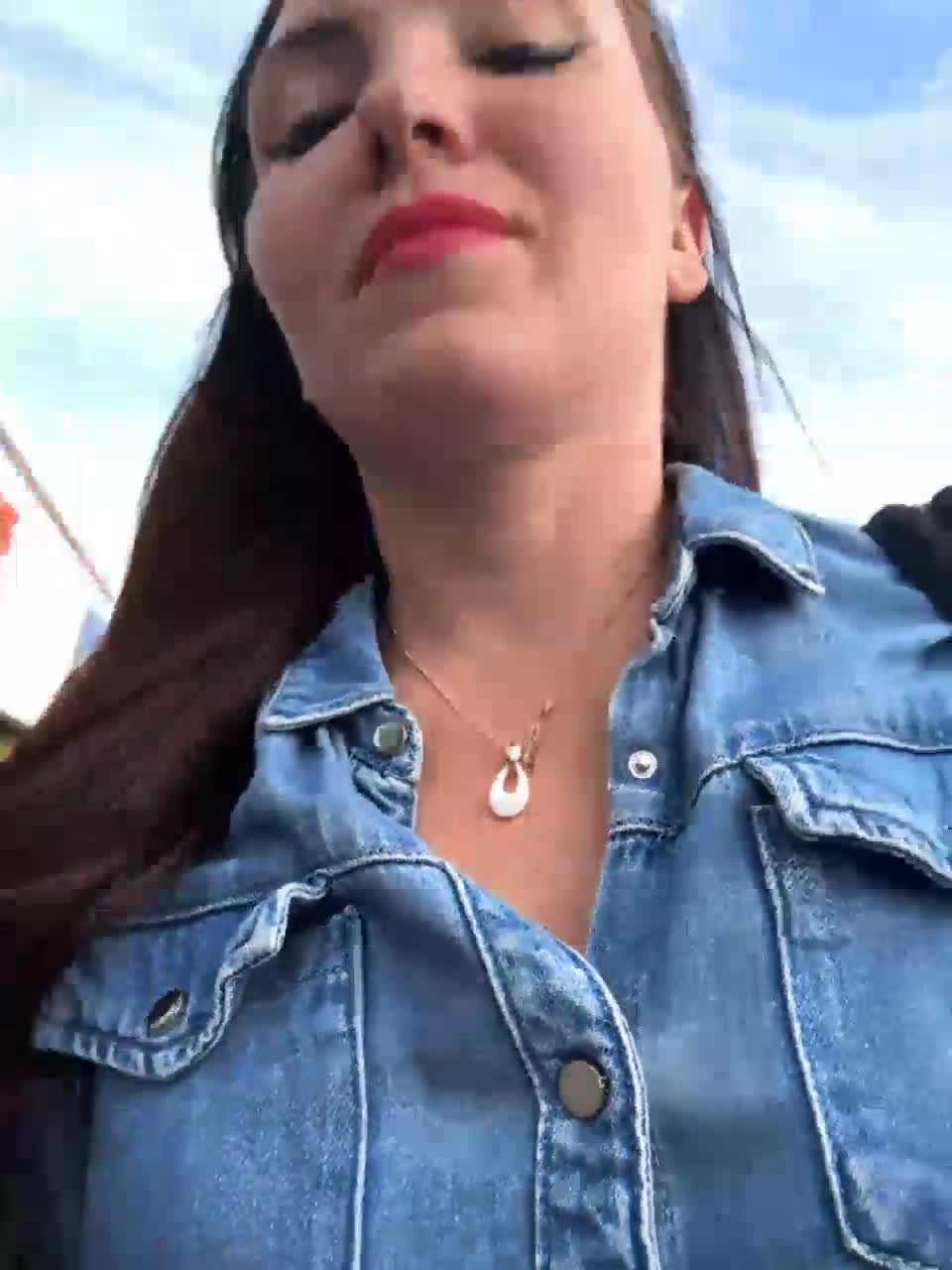 View or download file divora on 2023-10-28 from bongacams