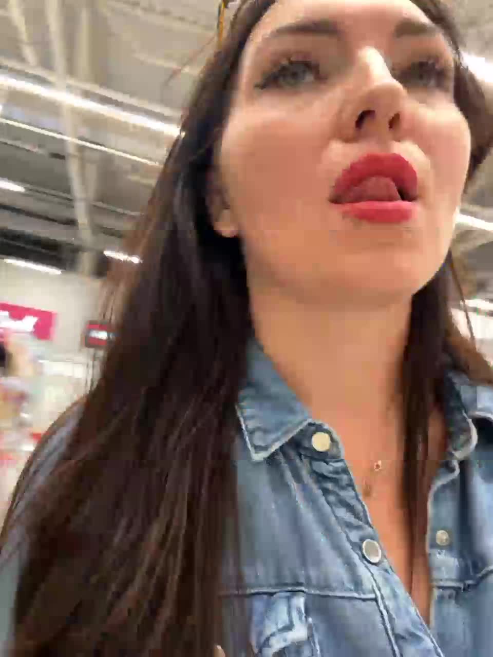 View or download file divora on 2023-10-28 from bongacams