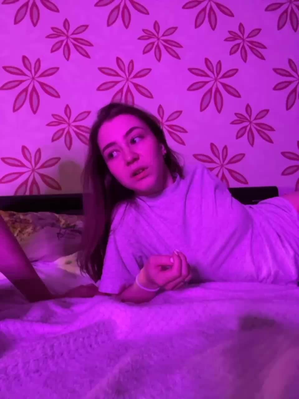 View or download file shrimprolls on 2023-10-28 from bongacams