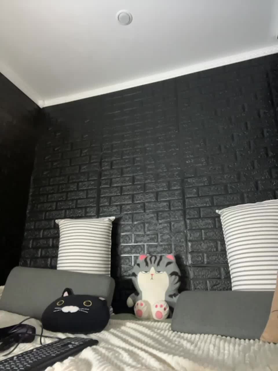 View or download file vero19nika on 2023-10-28 from bongacams