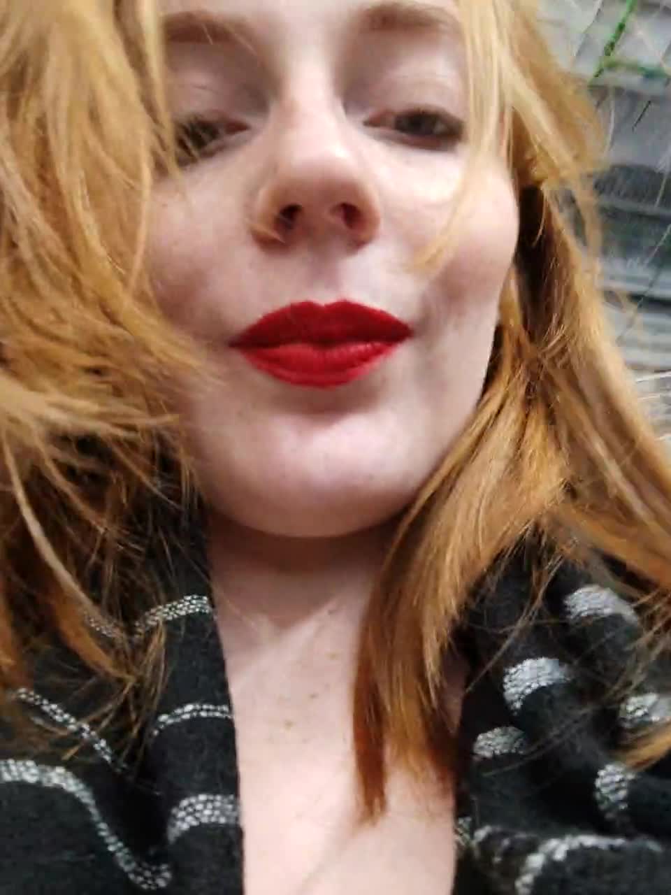 View or download file zlatalata on 2023-10-28 from bongacams