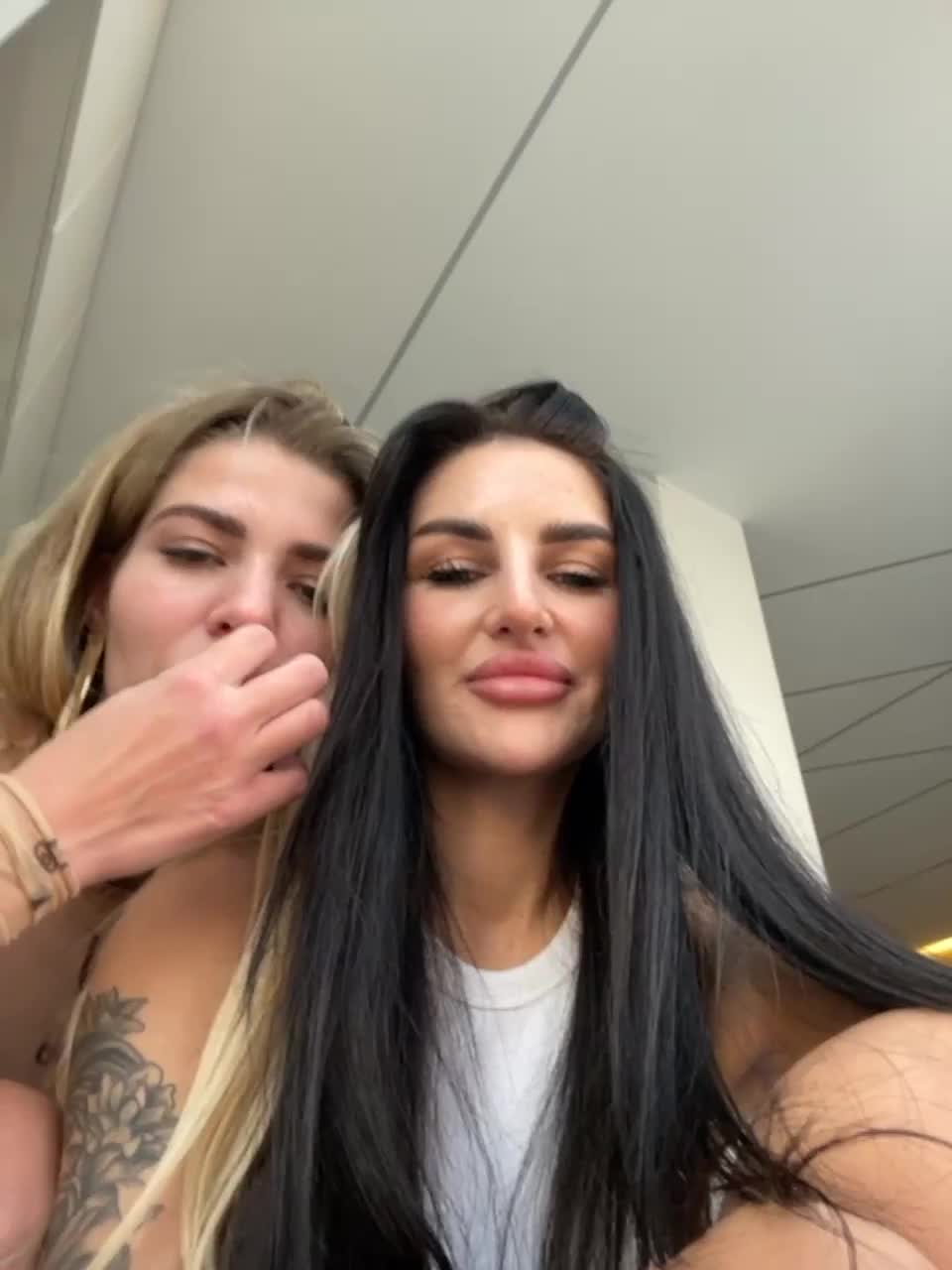 View or download file sweetkira25 on 2023-10-29 from bongacams