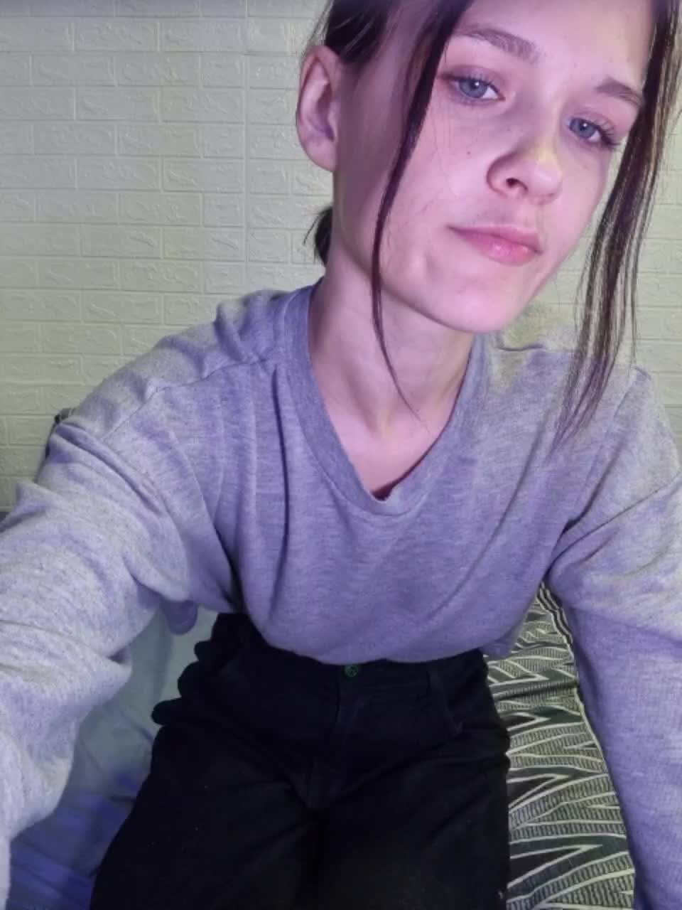 View or download file kiti_grey on 2023-10-30 from bongacams