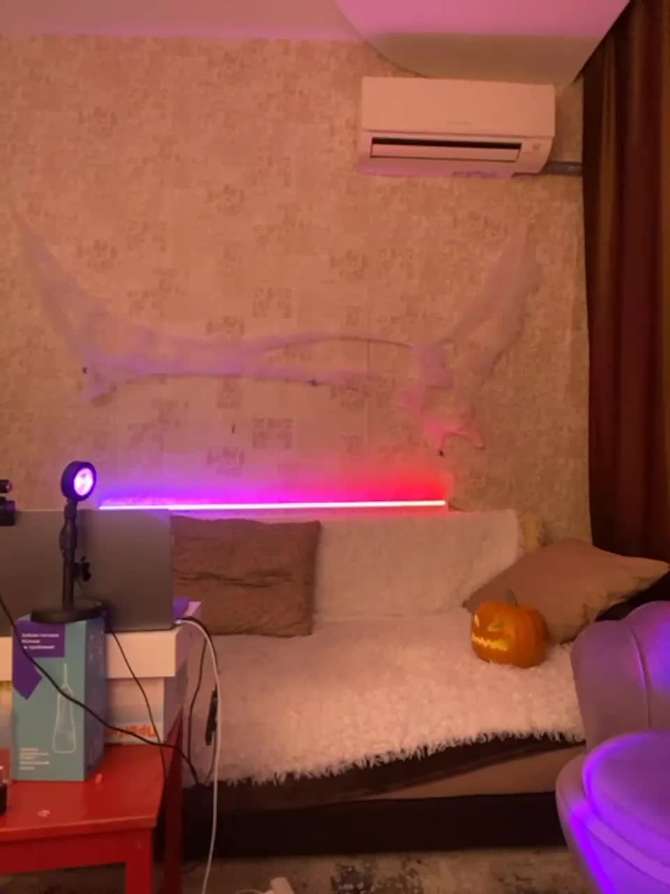 View or download file cool_baby on 2023-10-31 from bongacams