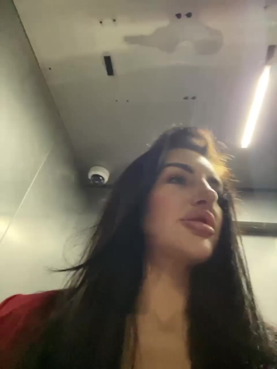 View or download file sweetkira25 on 2023-10-31 from bongacams