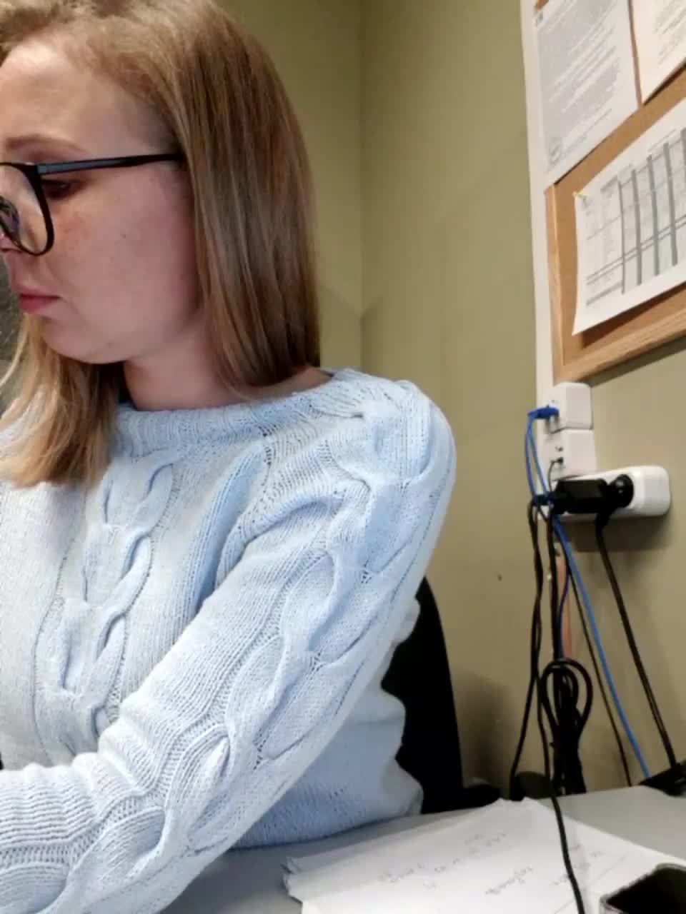 View or download file vaiola on 2023-10-31 from bongacams