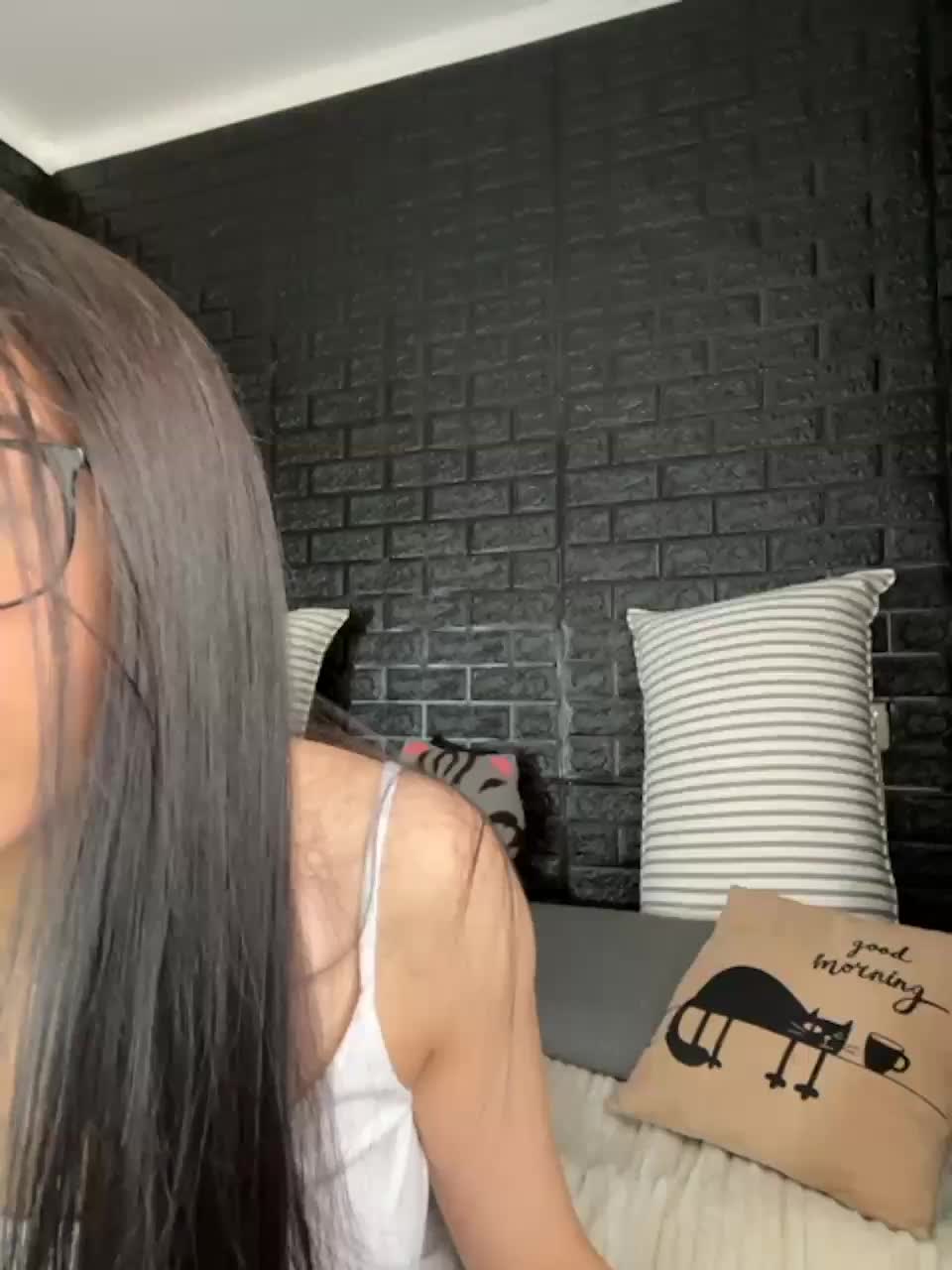 View or download file vero19nika on 2023-10-31 from bongacams