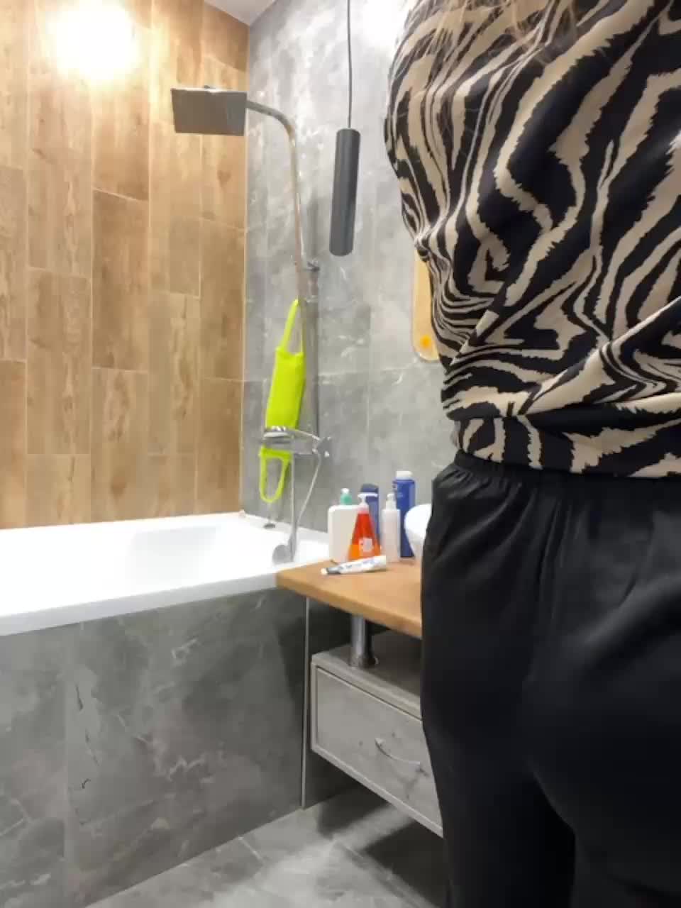 View or download file yuliyalasker on 2023-10-31 from bongacams