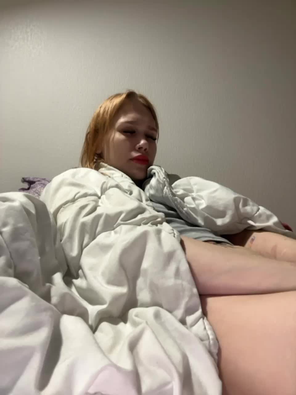 View or download file angelll3 on 2023-11-01 from bongacams