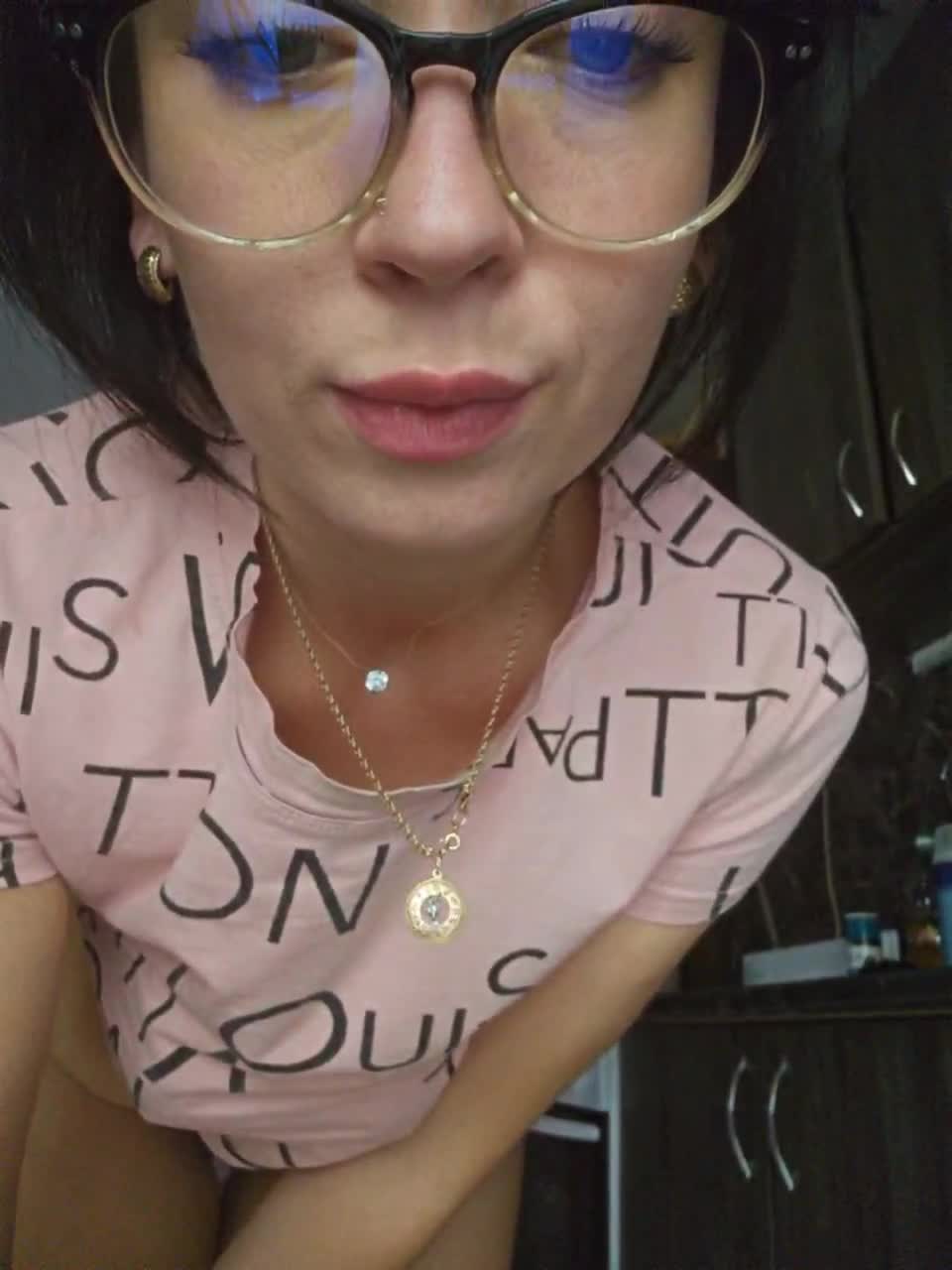 View or download file aureliyxxx on 2023-11-02 from bongacams