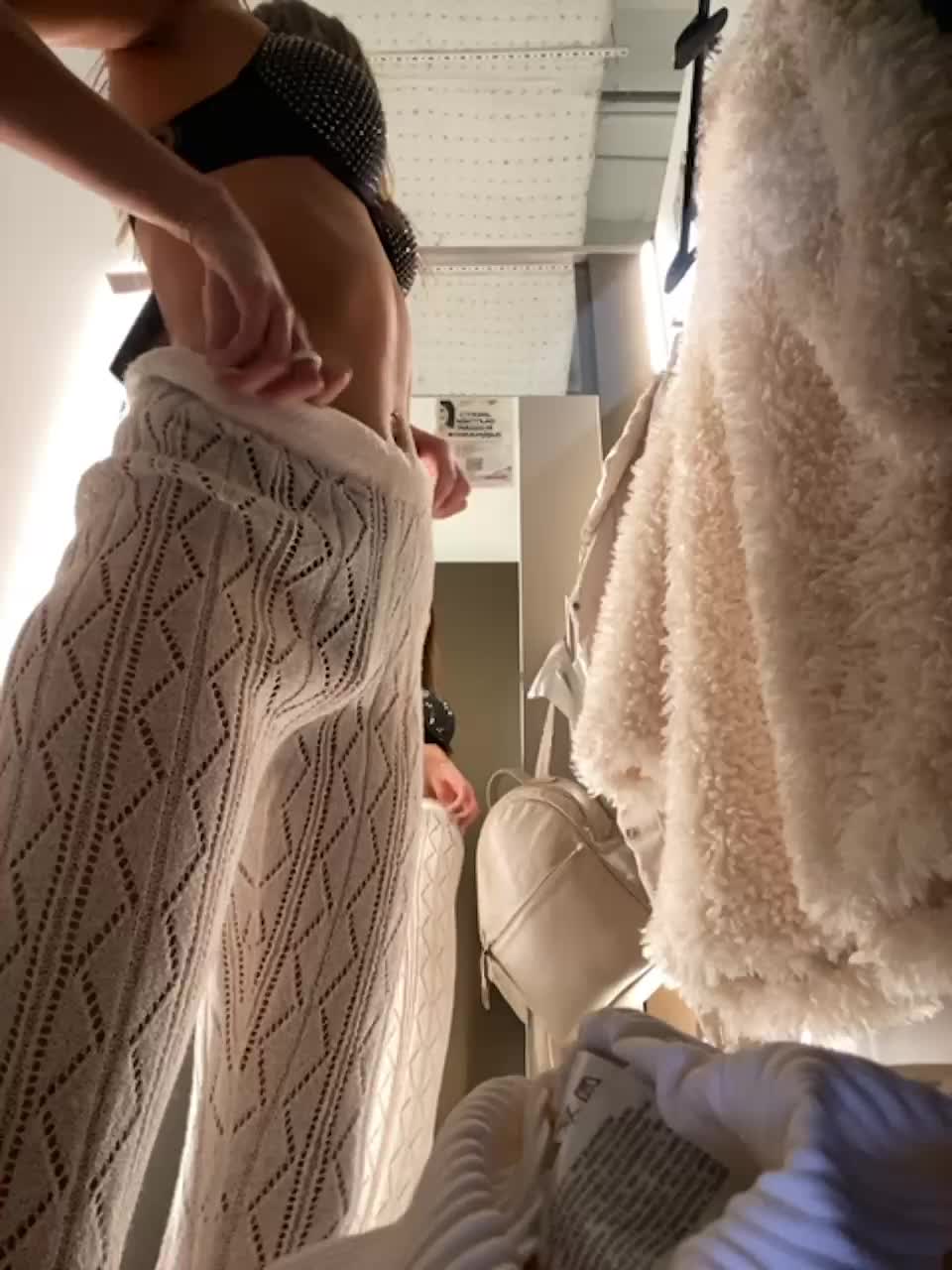 View or download file hothoneybabe on 2023-11-02 from bongacams