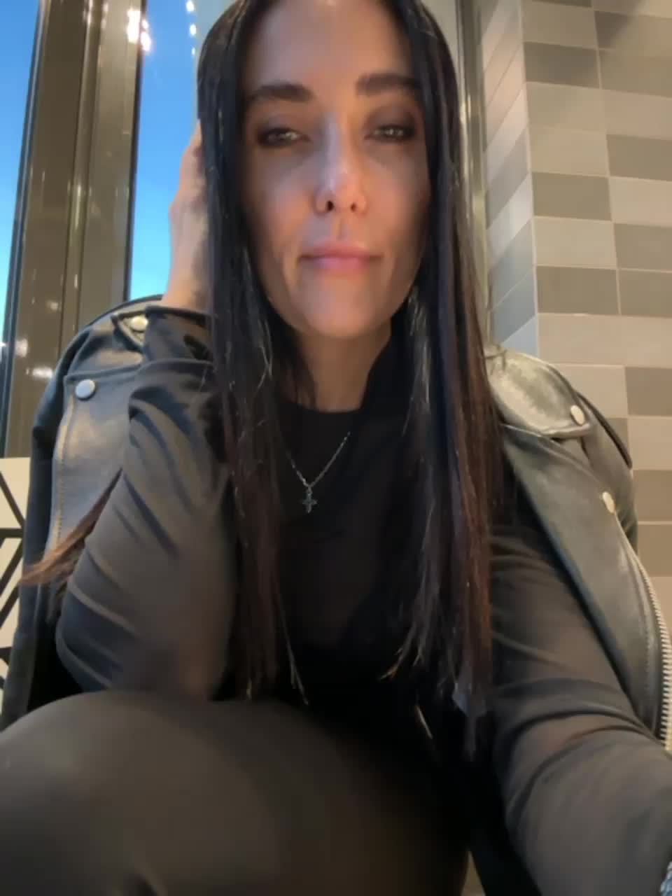 View or download file linahelen on 2023-11-02 from bongacams