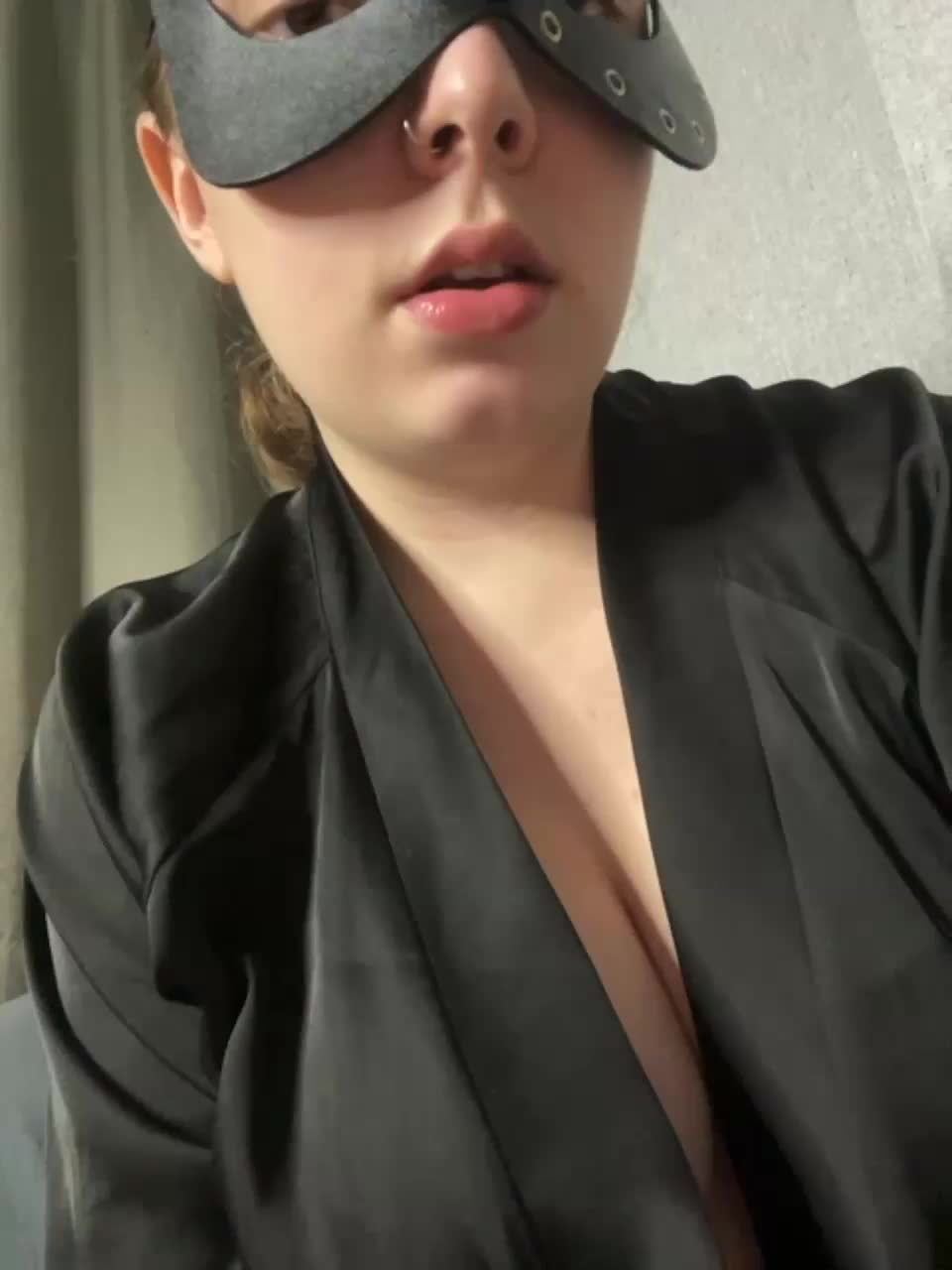 View or download file red_rooms on 2023-11-02 from bongacams