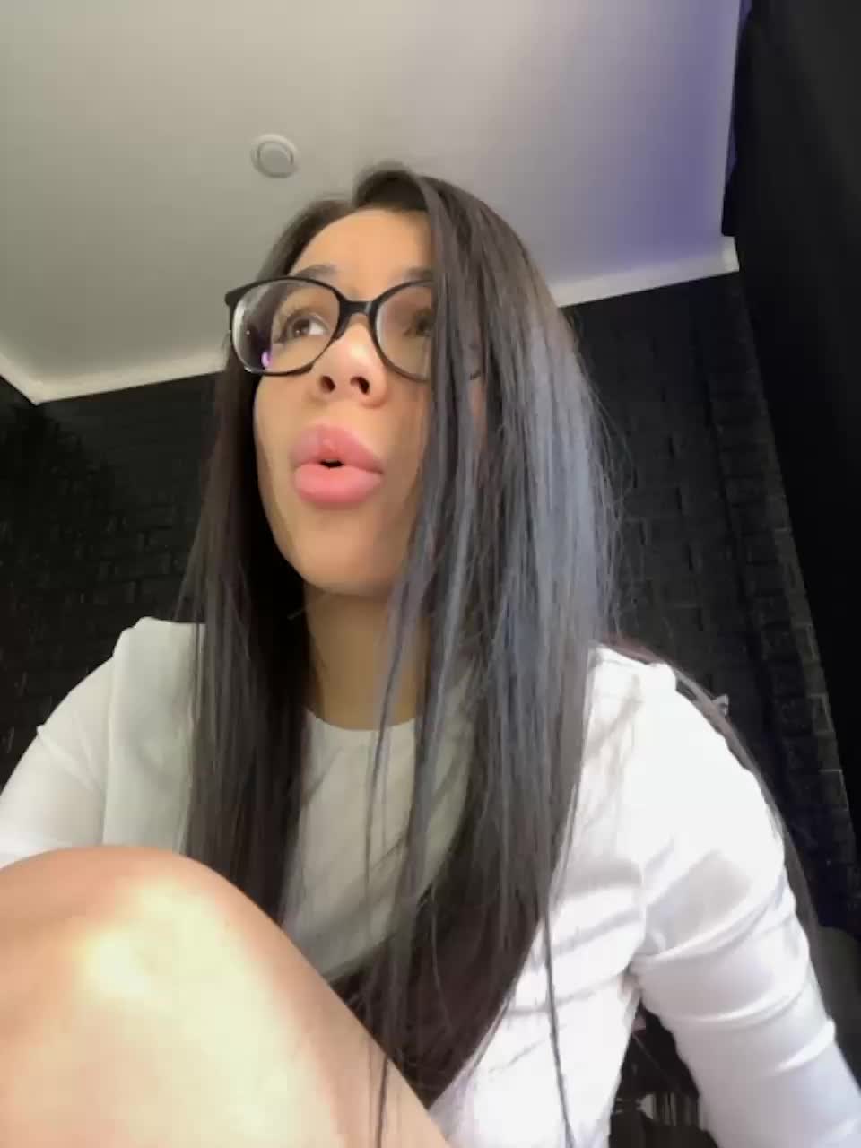 View or download file vero19nika on 2023-11-03 from bongacams