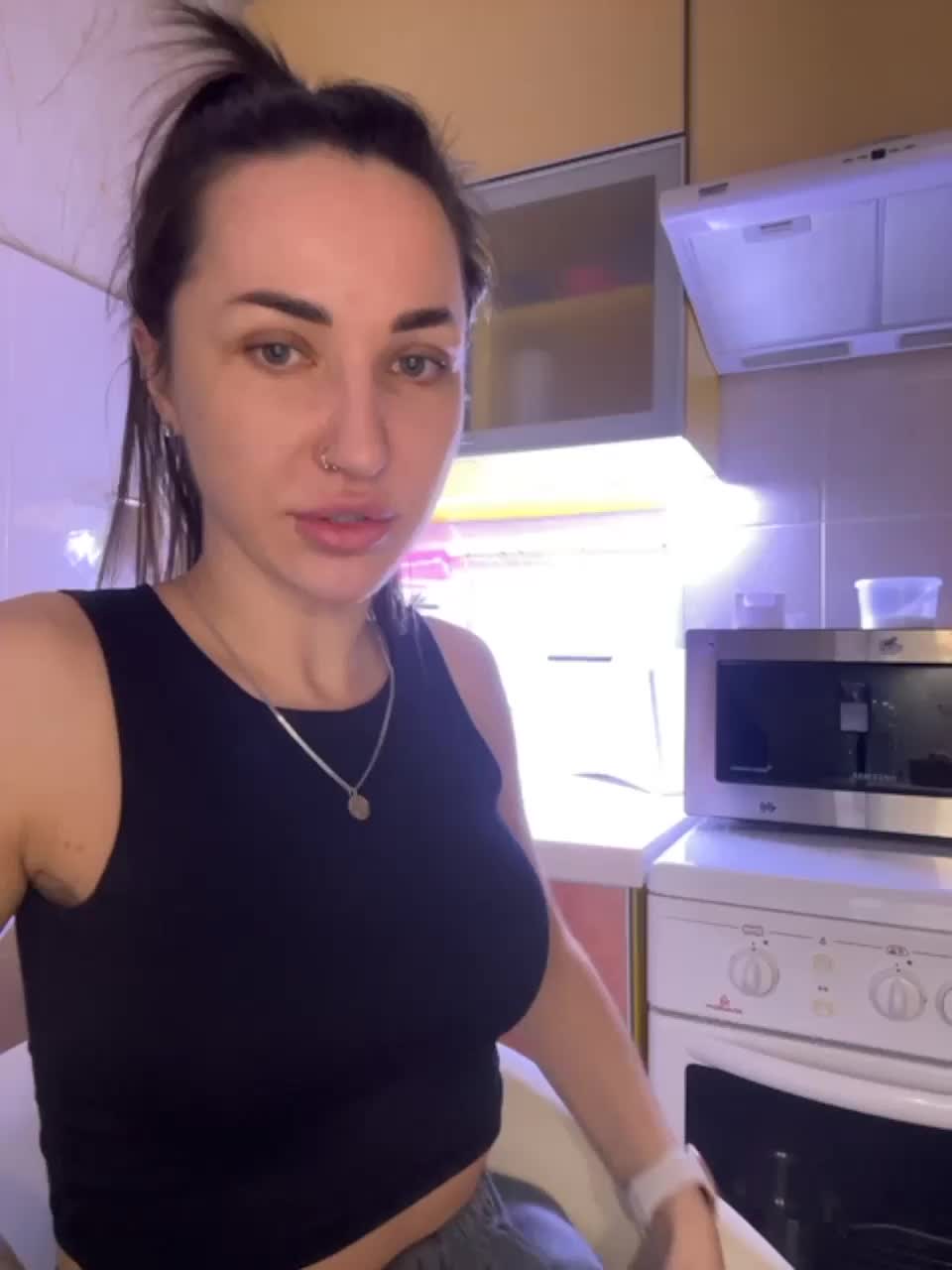 View or download file _ann_ on 2023-11-04 from bongacams