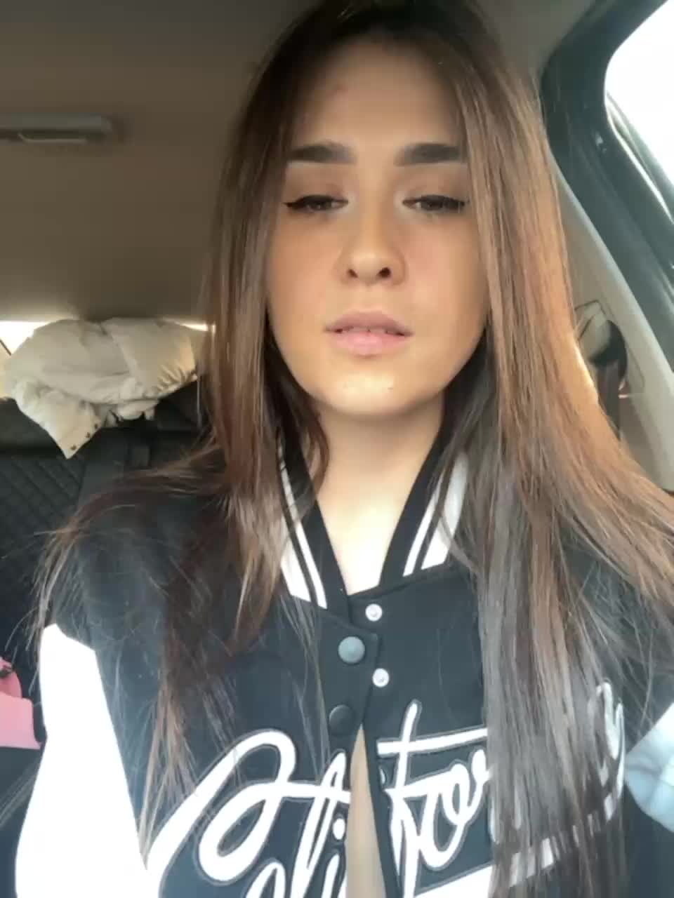 View or download file olka008 on 2023-11-04 from bongacams