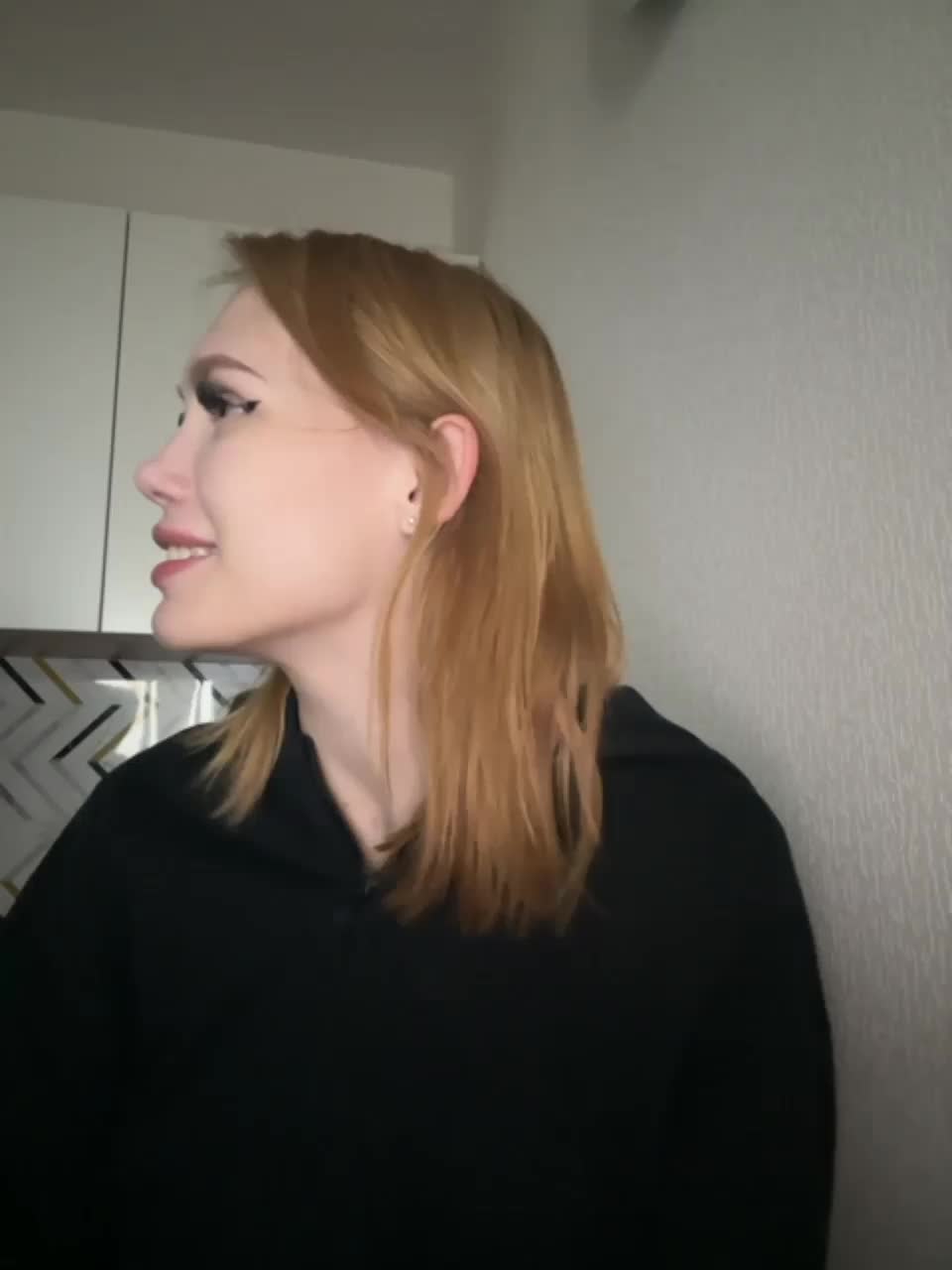 View or download file angelll3 on 2023-11-05 from bongacams