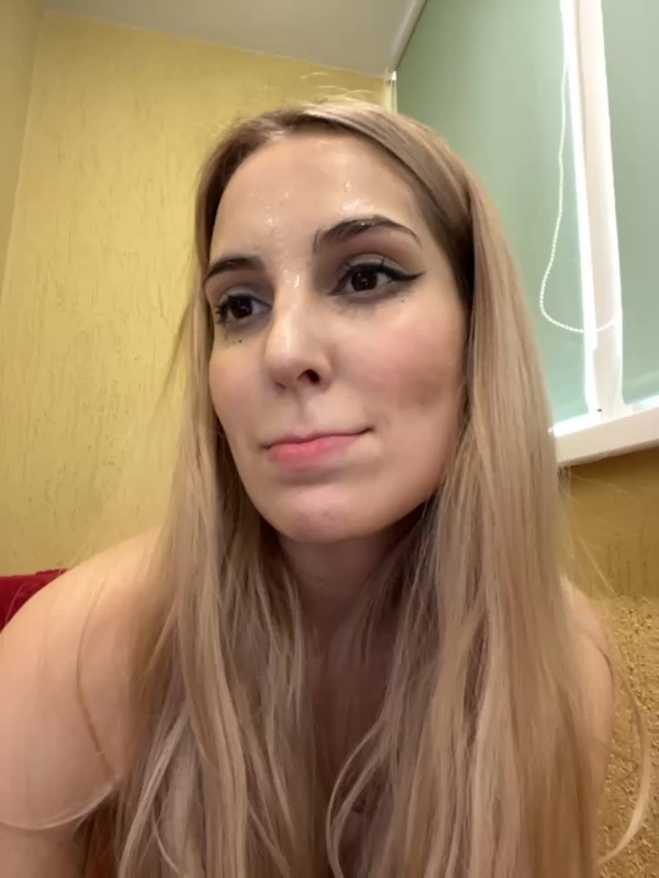 View or download file essexxs on 2023-11-05 from bongacams