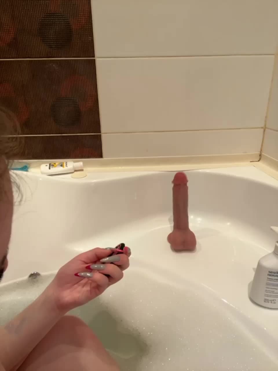 View or download file ester_mini on 2023-11-05 from bongacams