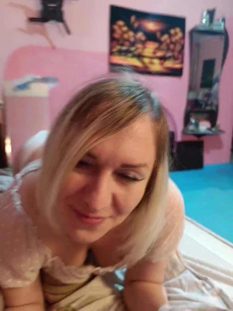 View or download file lisavsvolk on 2023-11-05 from bongacams