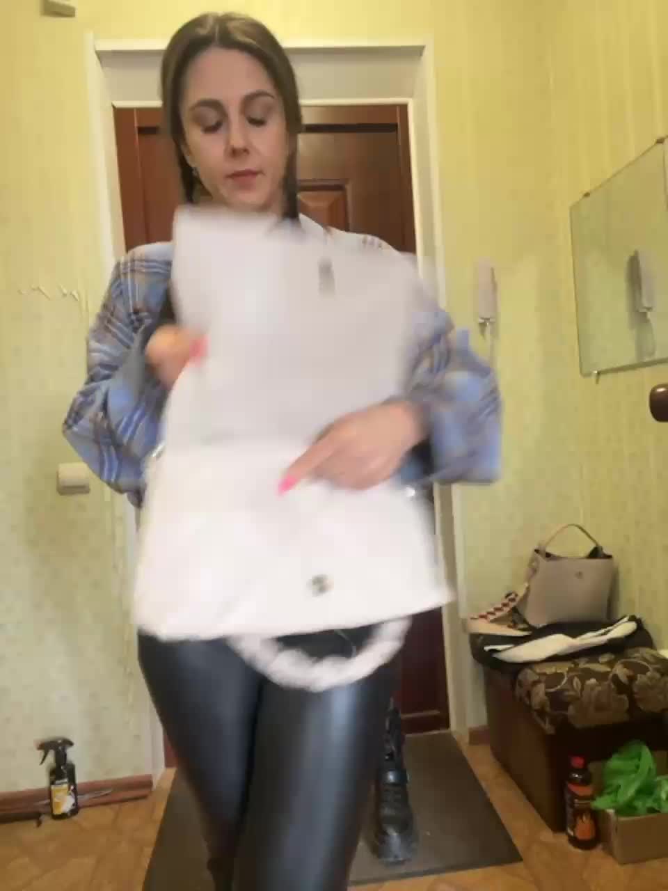 View or download file miss_katiee on 2023-11-05 from bongacams