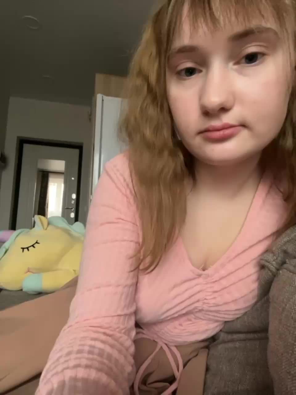 View or download file angelinakuny on 2023-11-06 from bongacams