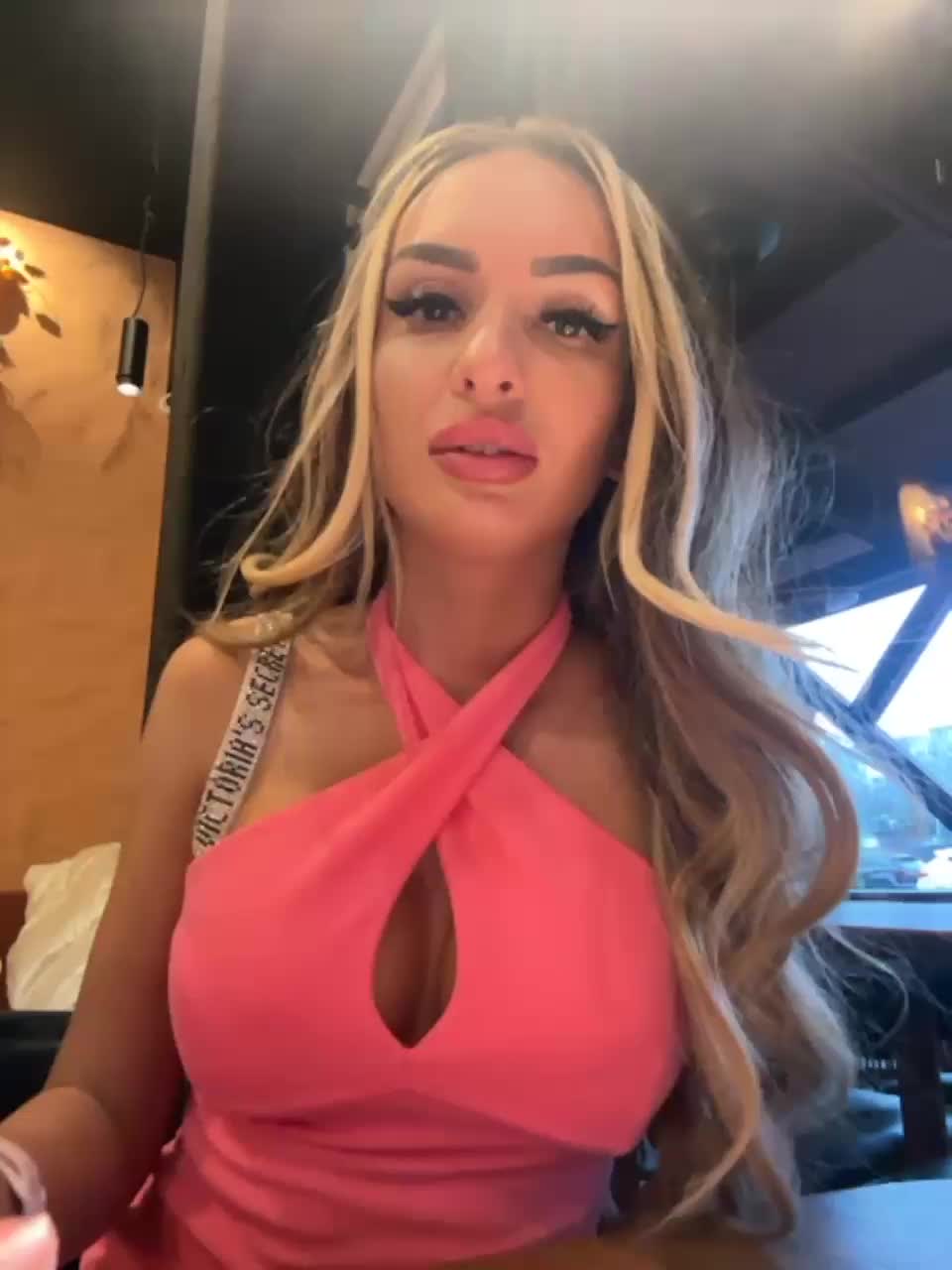 View or download file goldpussy69 on 2023-11-06 from bongacams