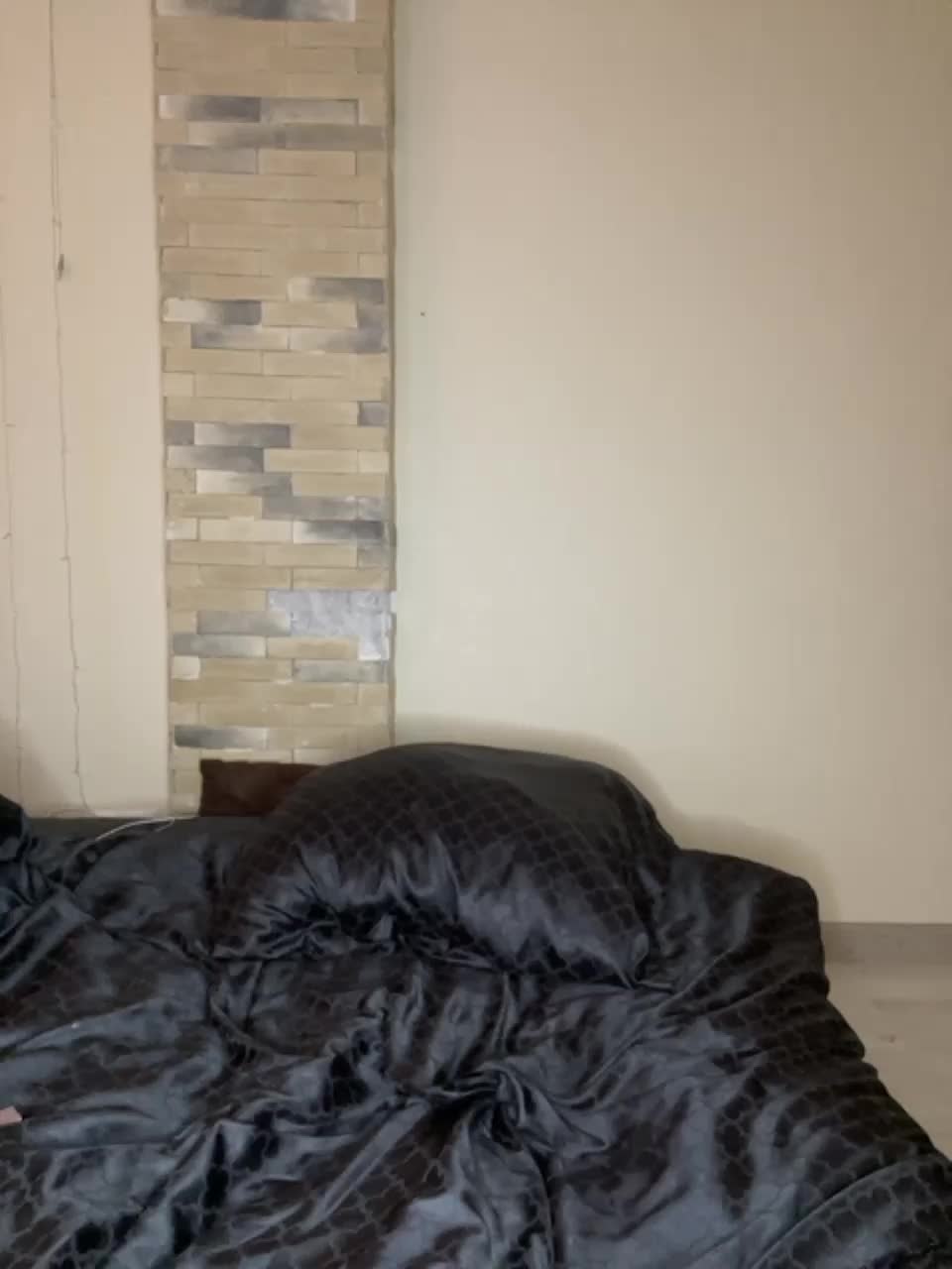 View or download file kyrymi on 2023-11-06 from bongacams