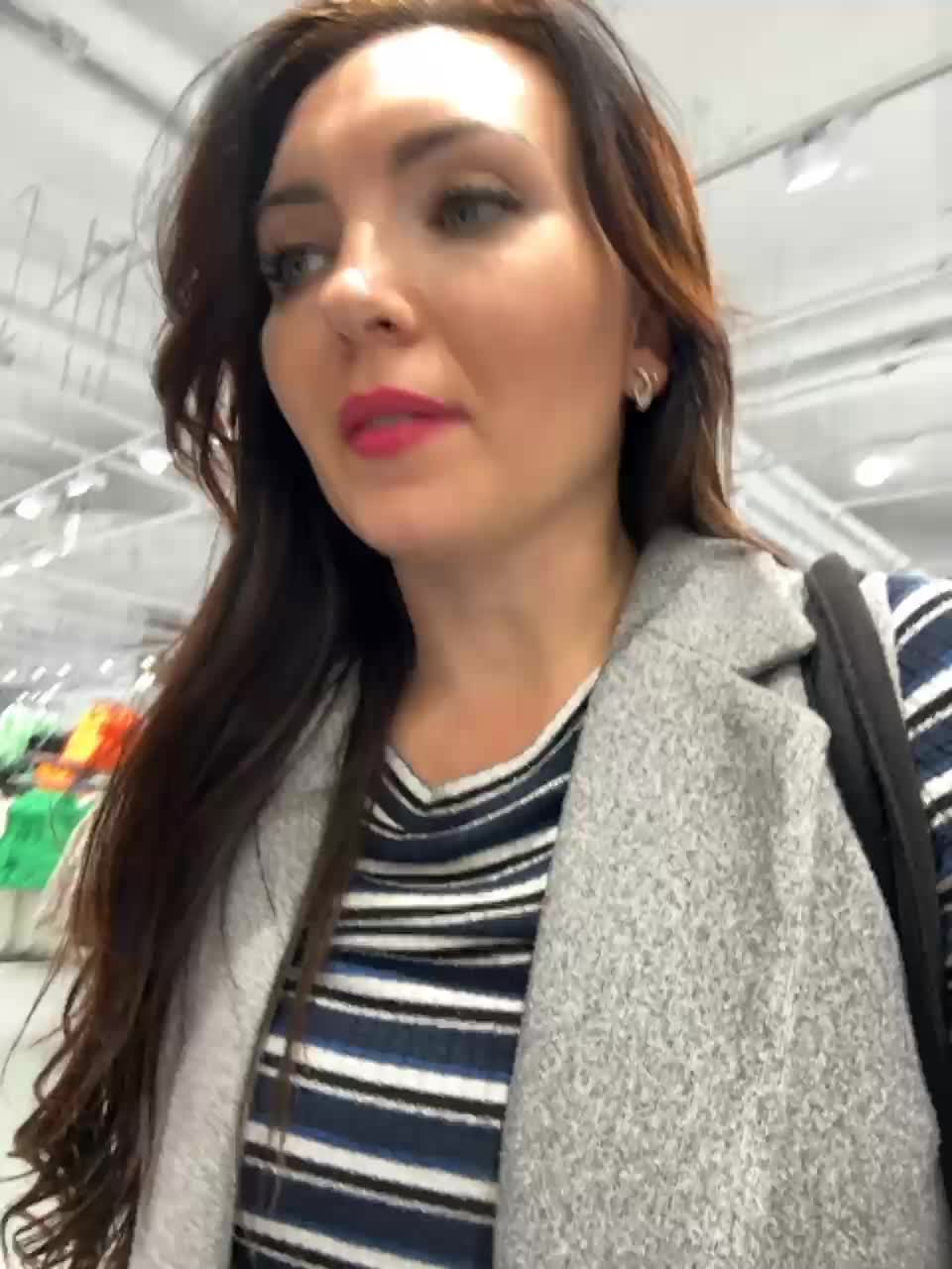 View or download file divora on 2023-11-07 from bongacams