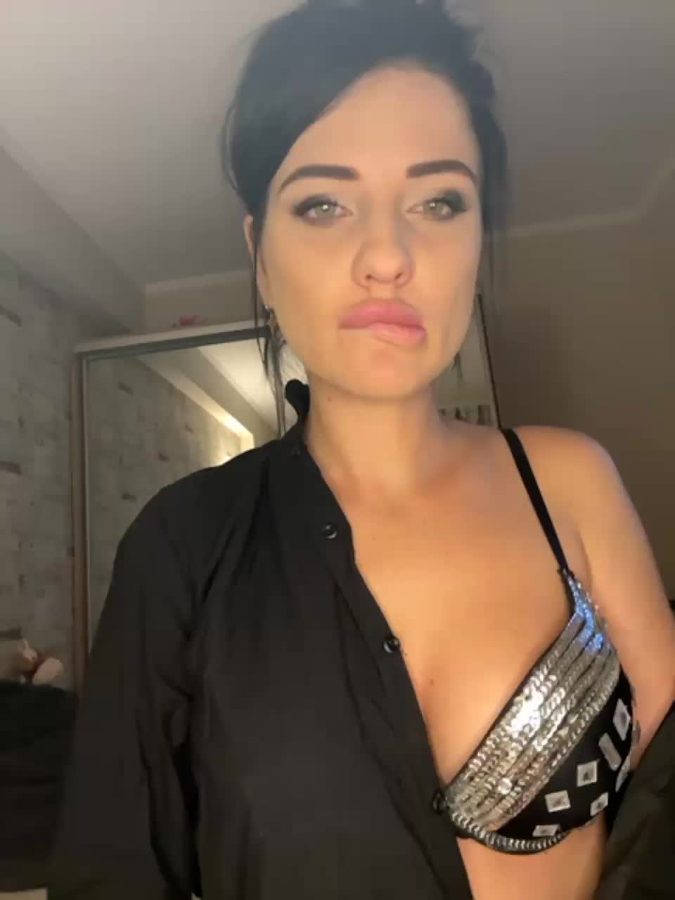 View or download file roselynax on 2023-11-07 from bongacams