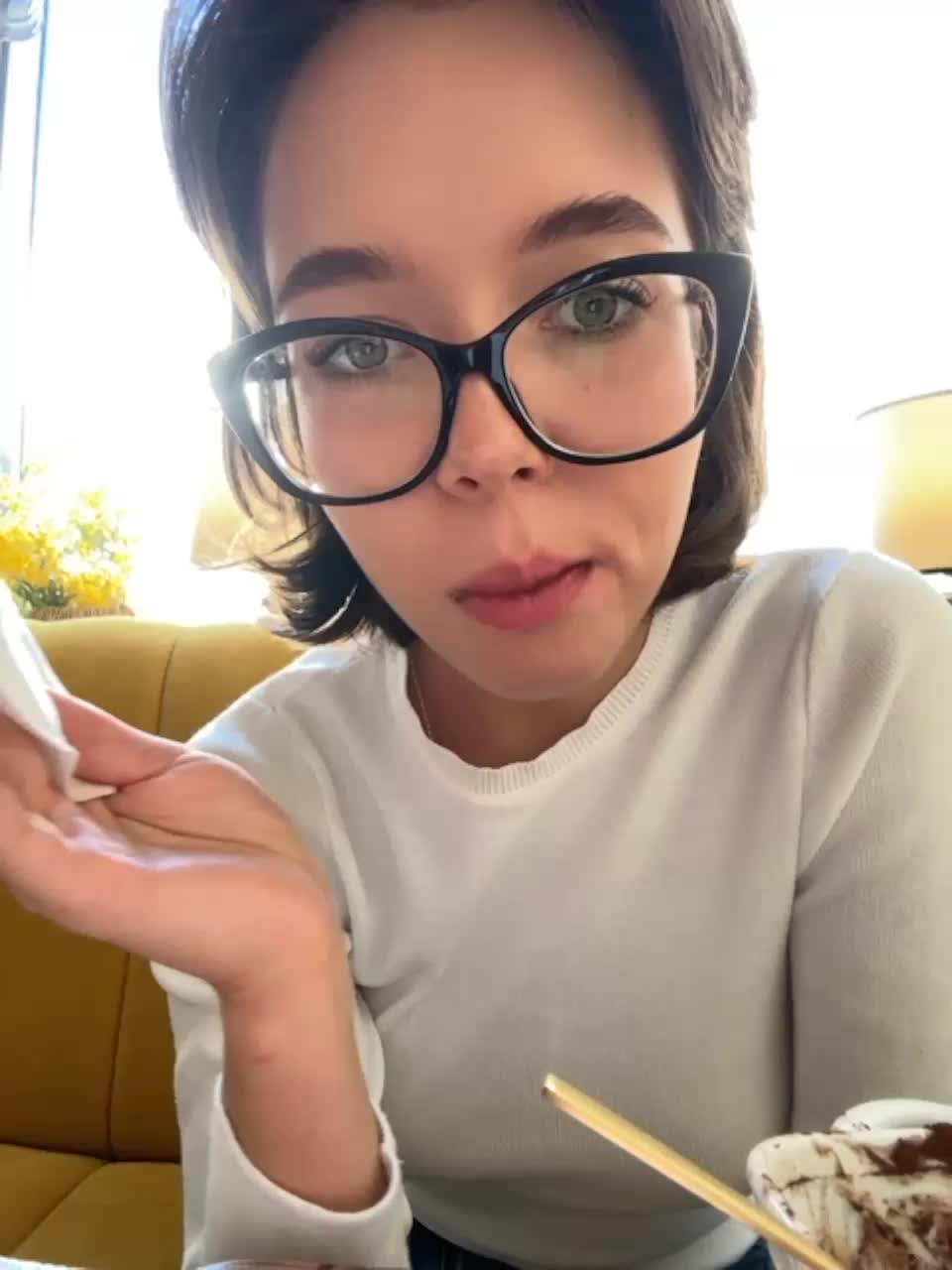 View or download file _alessandra on 2023-11-09 from bongacams