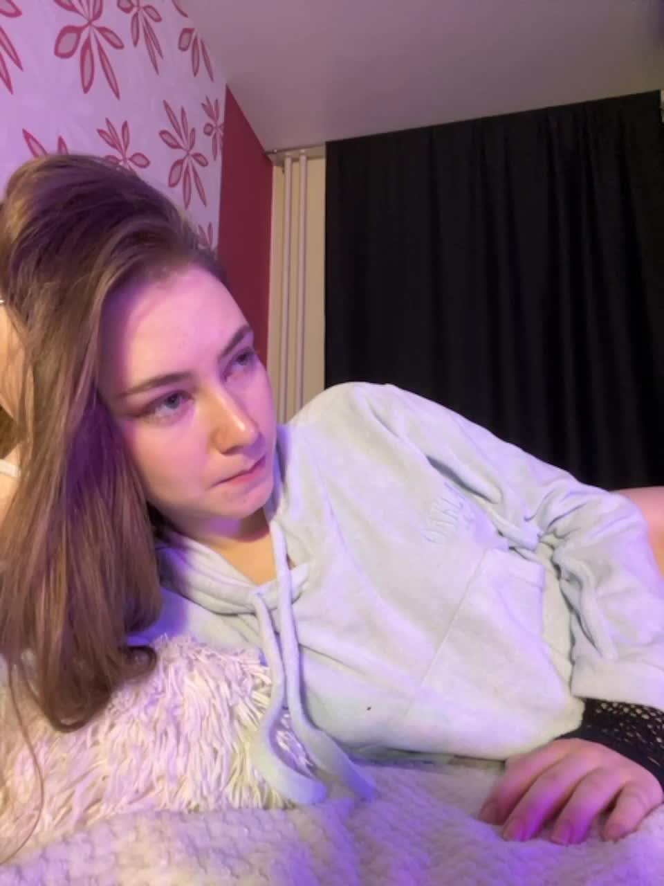 View or download file shrimprolls on 2023-11-10 from bongacams