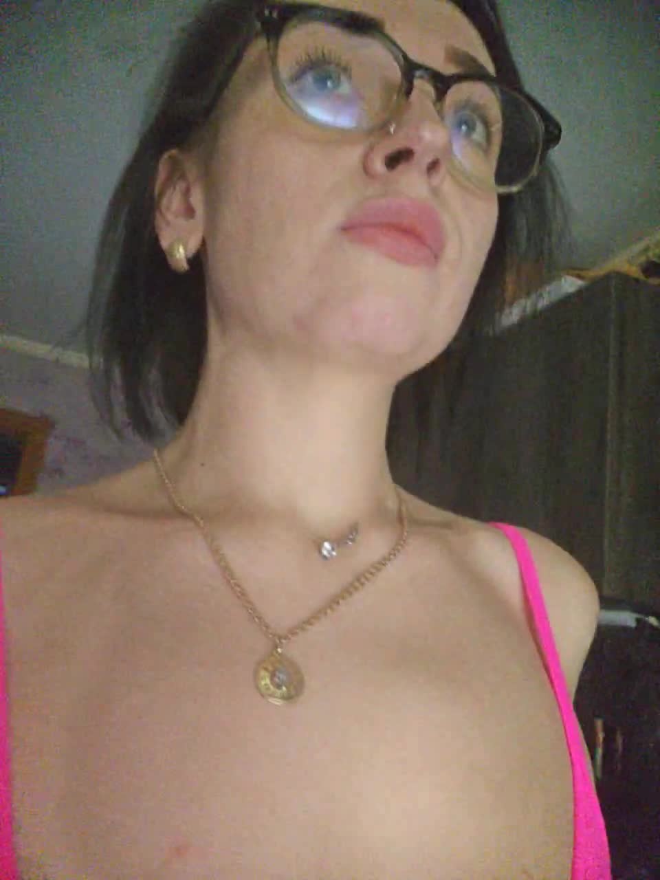 View or download file aureliyxxx on 2023-11-12 from bongacams