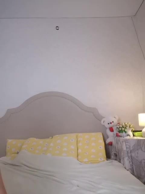 View or download file her_girl on 2023-11-12 from bongacams