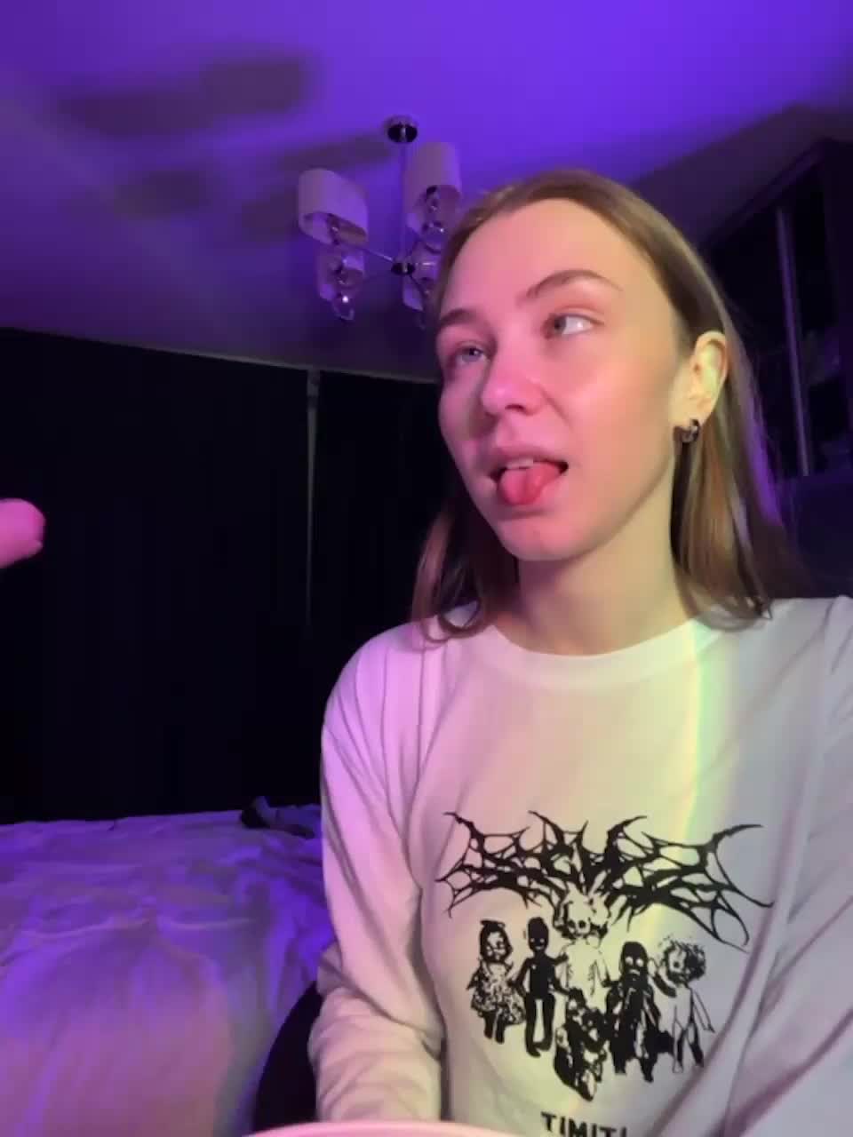 View or download file shrimprolls on 2023-11-12 from bongacams