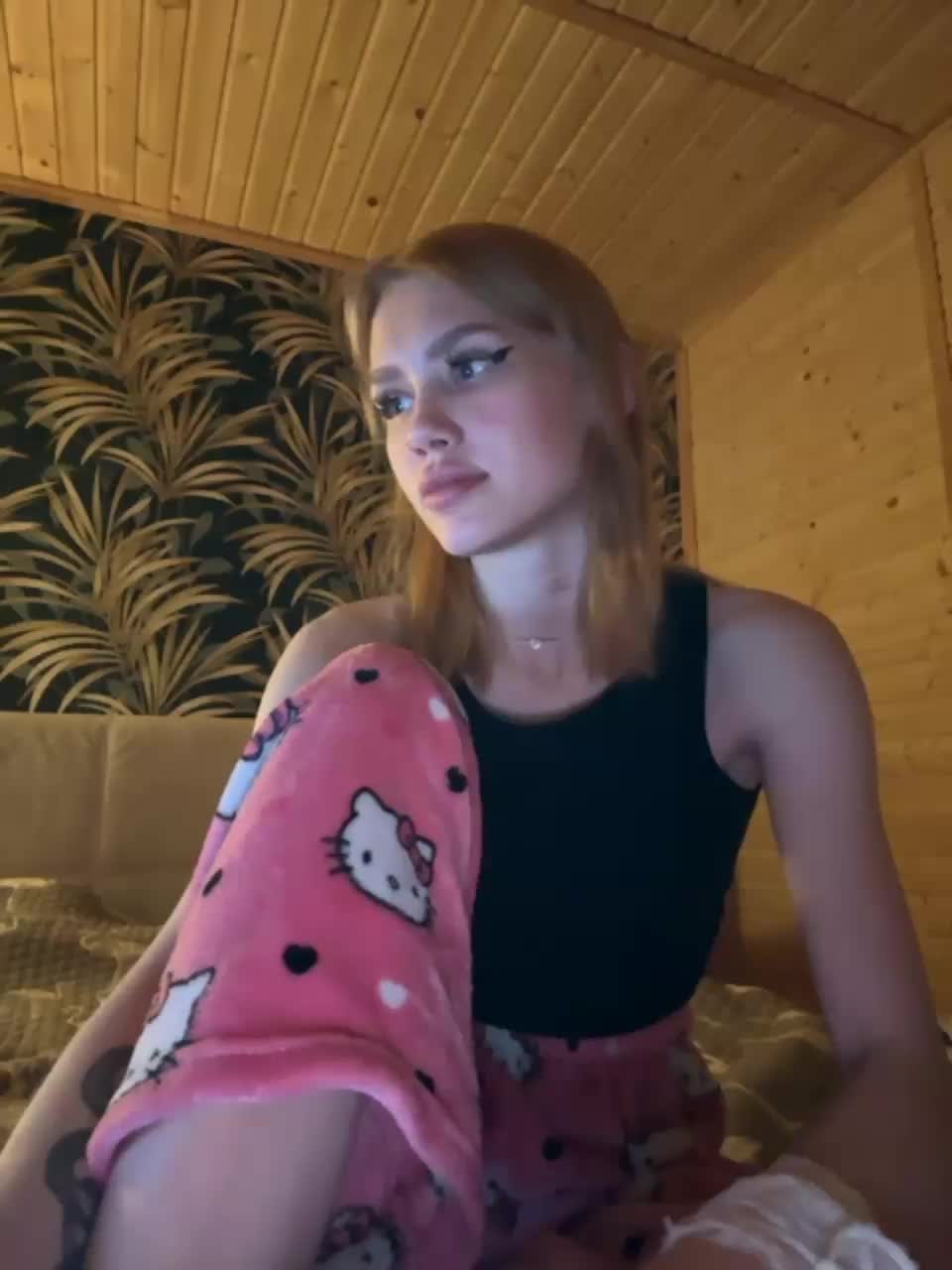 View or download file angelll3 on 2023-11-13 from bongacams