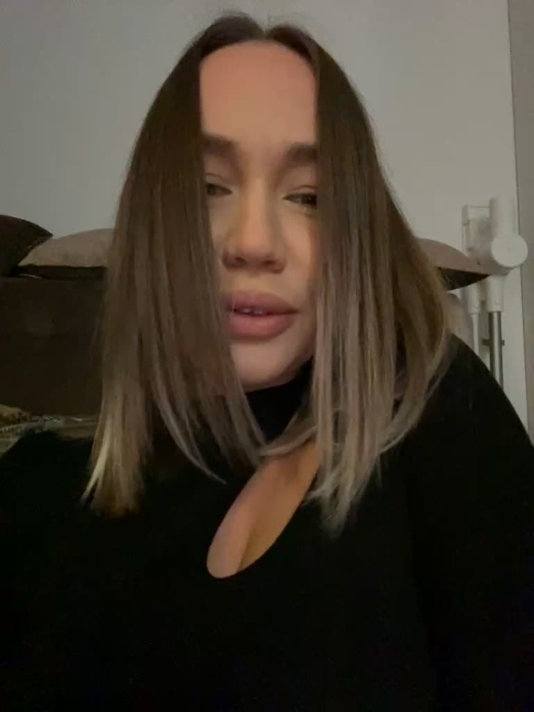 View or download file emili1_ on 2023-11-13 from bongacams