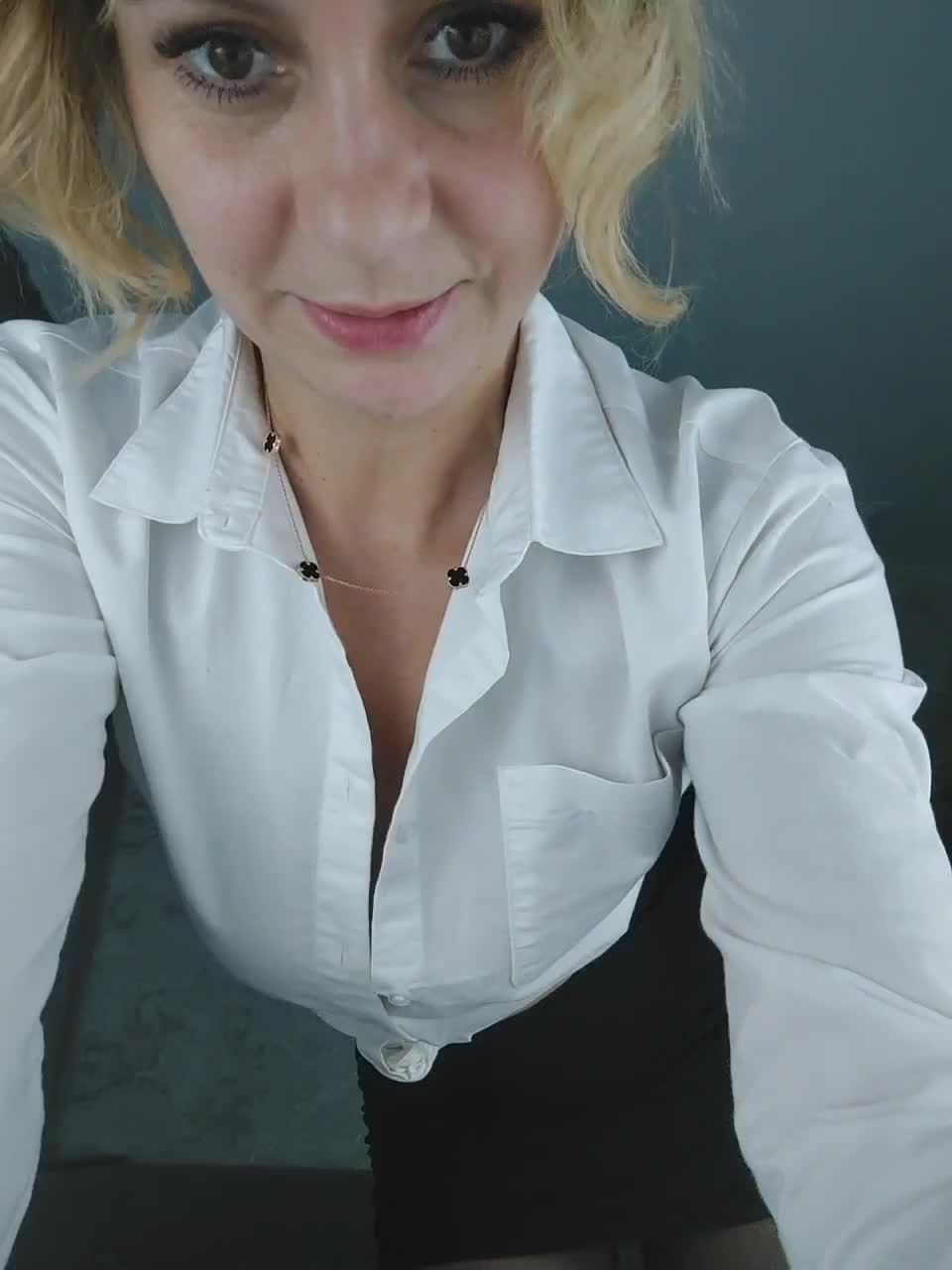 View or download file kkoketkaa on 2023-11-13 from bongacams