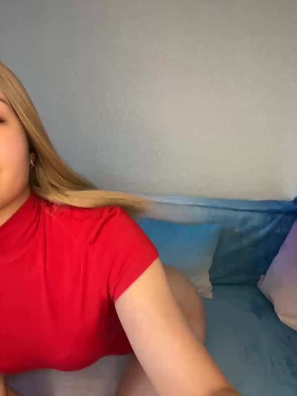 View or download file myr_kiss on 2023-11-13 from bongacams