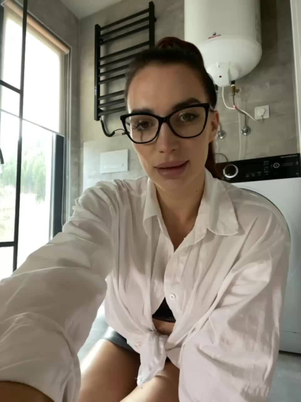 View or download file amarulla on 2023-11-15 from bongacams